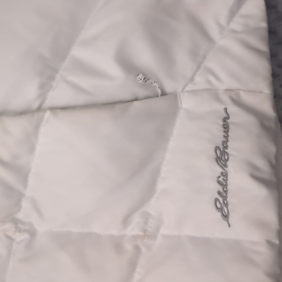 Eddie Bauer Short Down Jacket - Picture 3 of 6